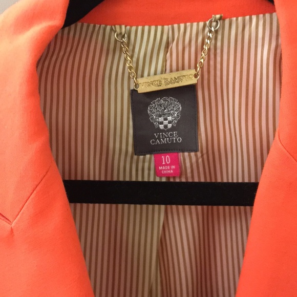 Vince Camuto - Picture 2 of 4